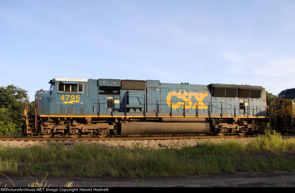 CSX 4795